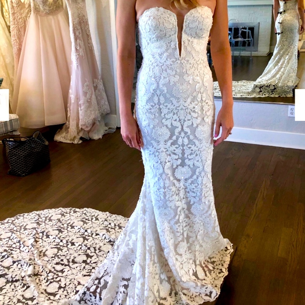 PRONOVIAS RUNIS ATELIER COLLECTION DRESS